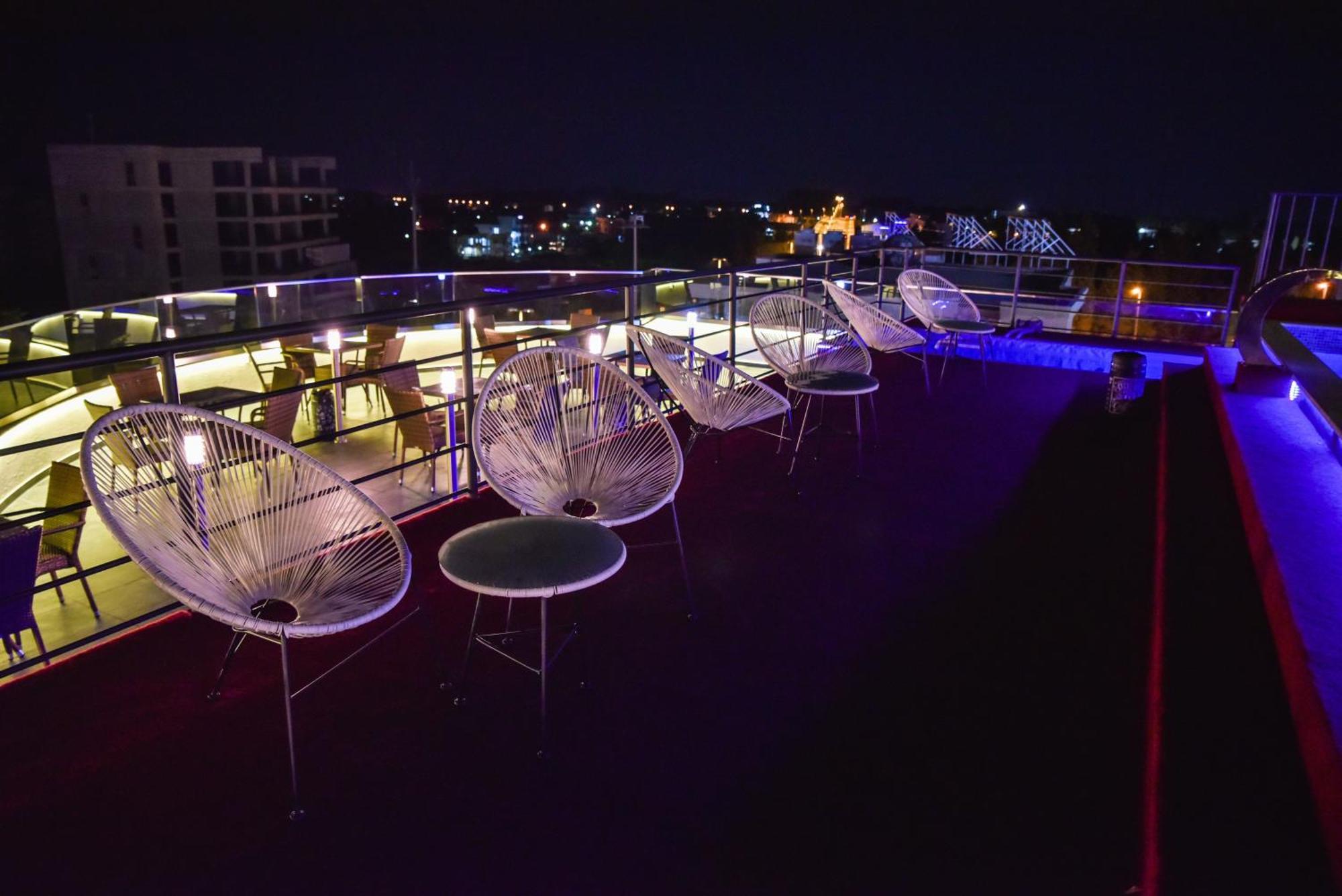 Hotel Evropa Ulcinj Kültér fotó