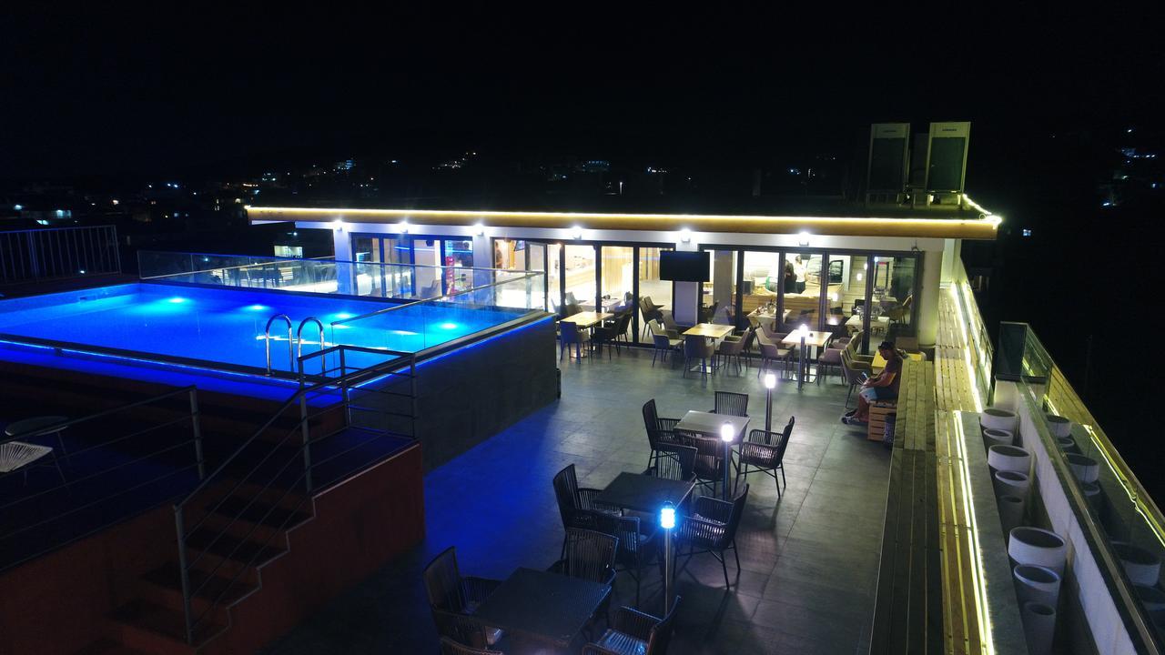 Hotel Evropa Ulcinj Kültér fotó